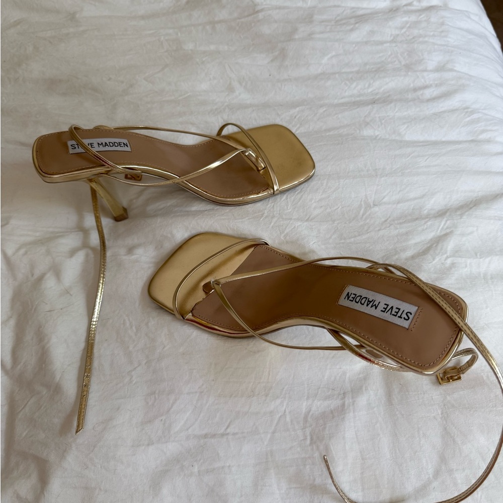 Steve Madden Gold Heeled Sandals with Strappy Design